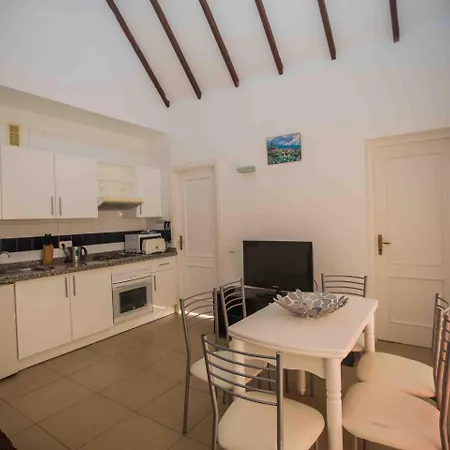 Yucca Park Aparthotel
