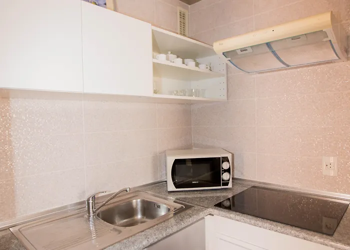 Yucca Park 3* أذيخي