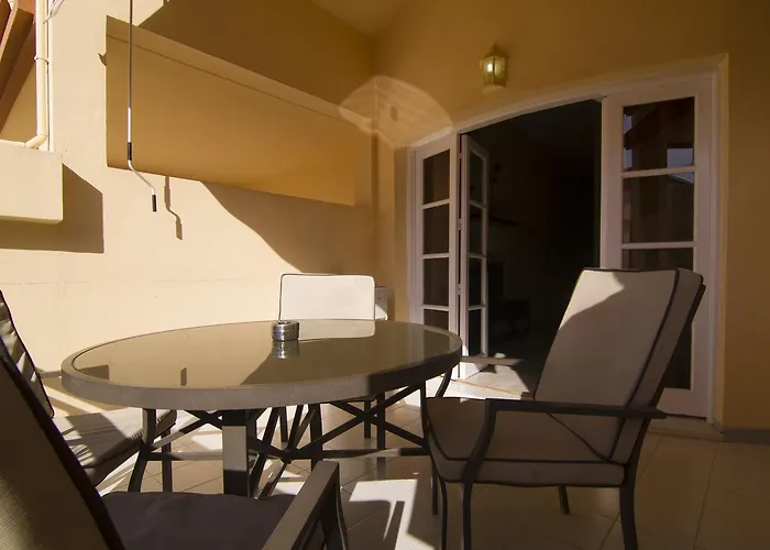 Yucca Park أذيخي