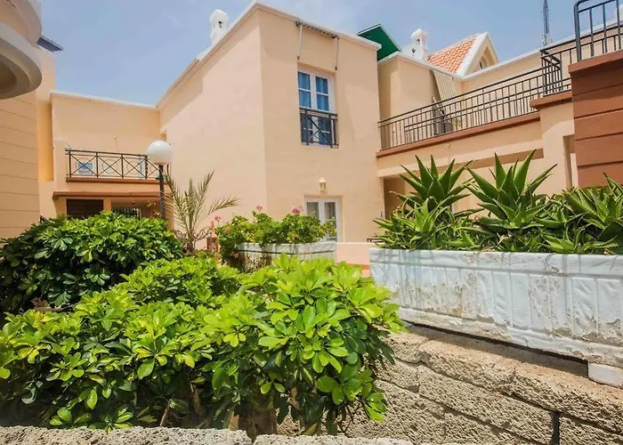 Yucca Park 3* أذيخي