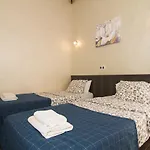 Yucca Park 3*