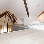 Yucca Park מלון דירות