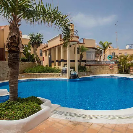 Yucca Park מלון דירות