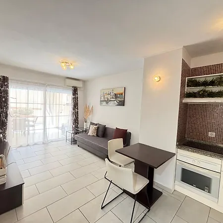 Yucca Park מלון דירות