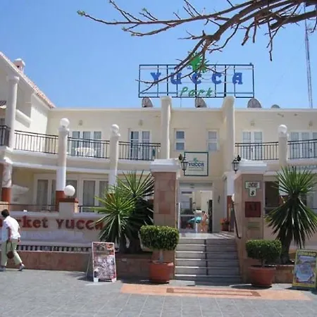 מלון דירות Yucca Park 3*
