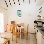 Yucca Park 3* أذيخي