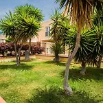 شقة فندقية Yucca Park 3*